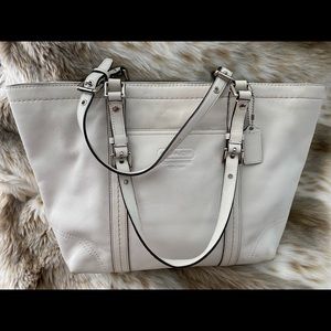 Coach shoulder purse